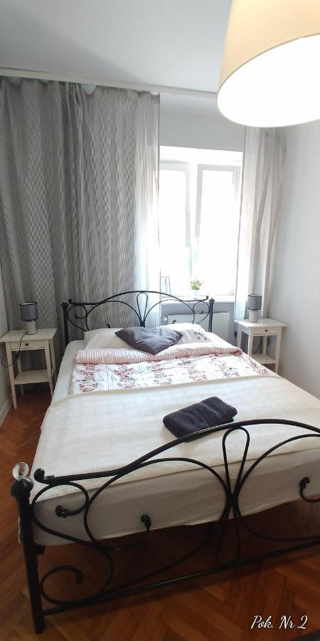 Warszawa, Centrum, Wiejska 15, Kamienica Appartement Buitenkant foto
